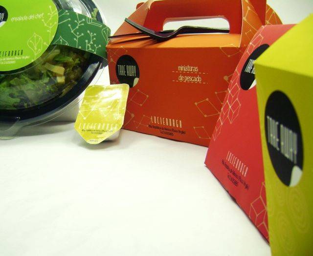 18 Cool Take Away Packages That Will Raise Your Appetite