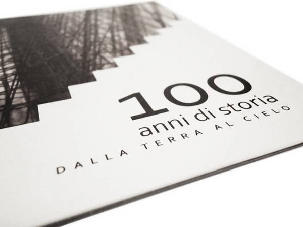 15 Cool Brochures That You Should See